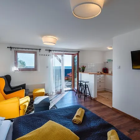 Borarium Vendeghazak - Zen-go Haz Guest house *